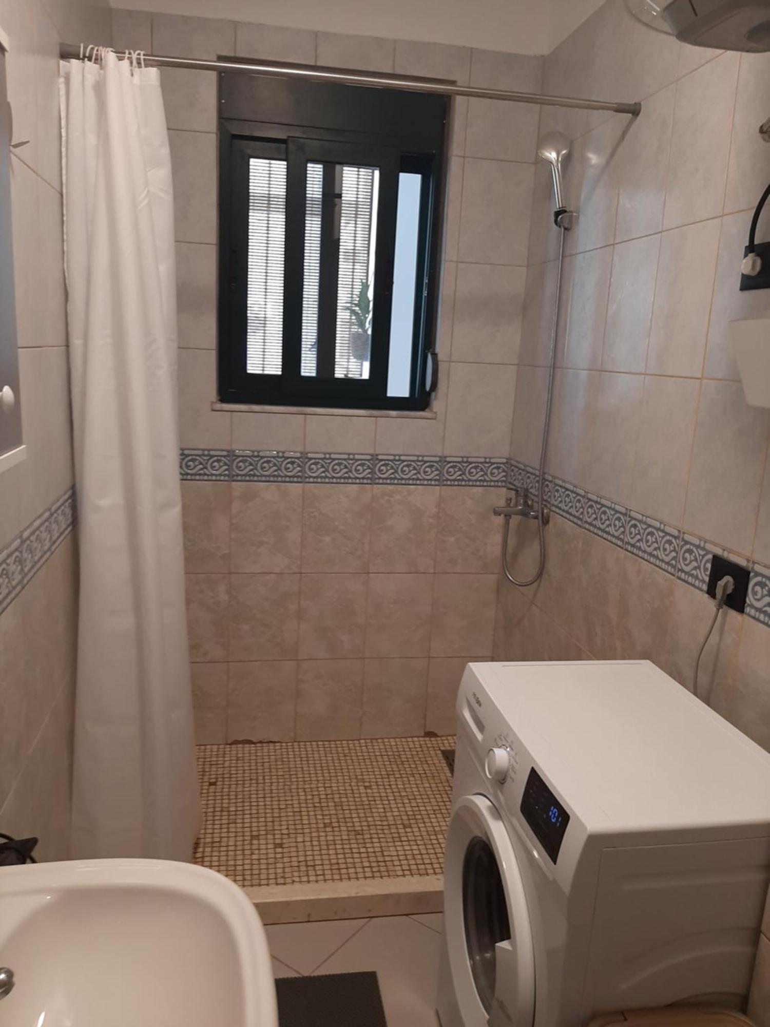 Appartamento Tropic Durrës Esterno foto